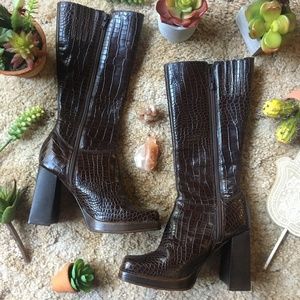 {Steve Madden} Leather Snakeskin Chunky Heel Boots
